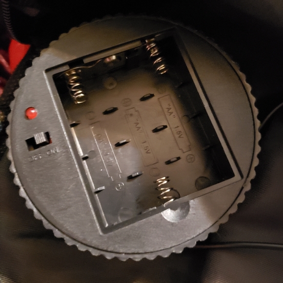 Marilyn Monroe Large Tote w/speakers Bag - Picture 12 of 12